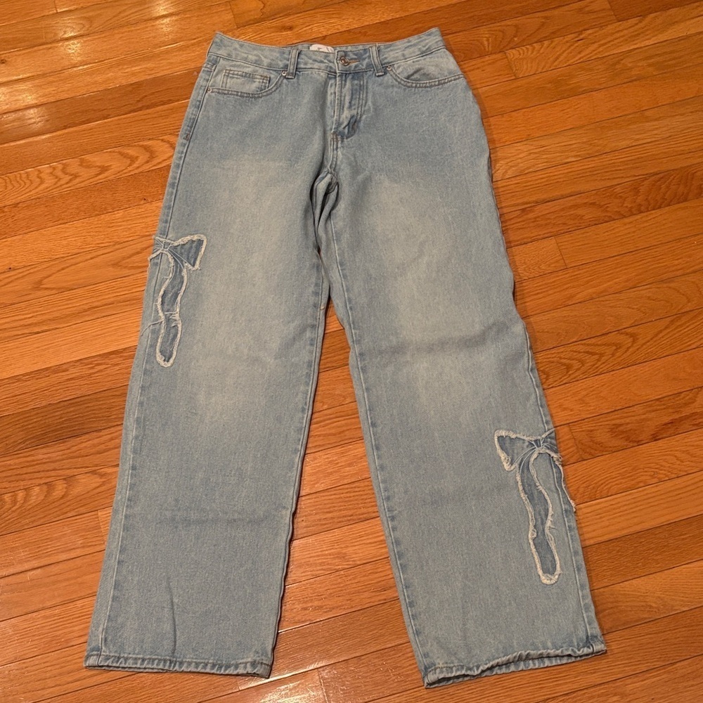 Forever 21 Light Blue Jeans with Bow Details